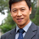 胡亚捷个人资料,从便衣警察到多面演员的艺术人生